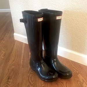 Hunter black rain boots tall